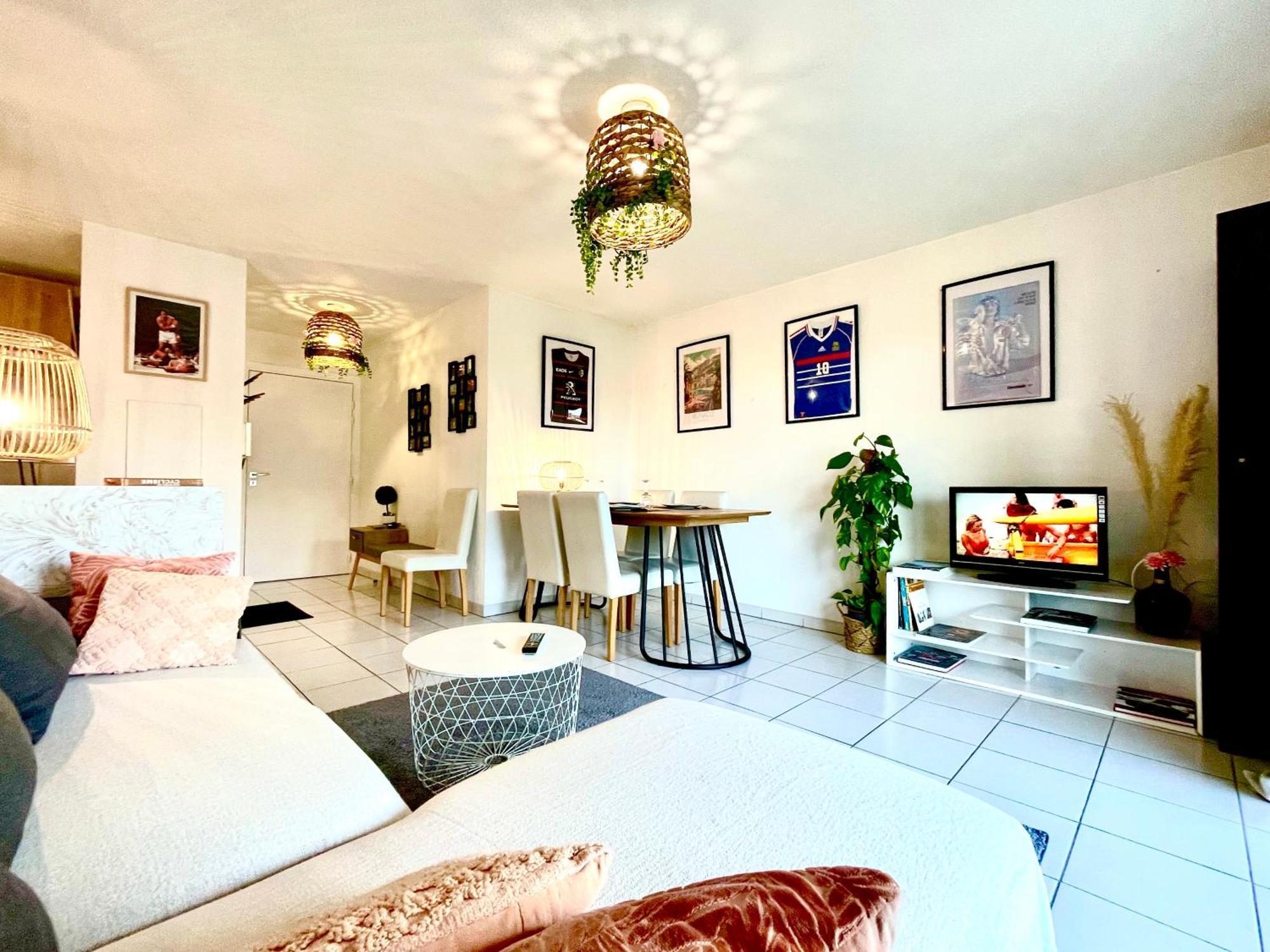 Bel Appartement T3 De 60M2 Avec Parking, Terrasse, Proche Du Metro Et Du Periph Toulouse Bagian luar foto